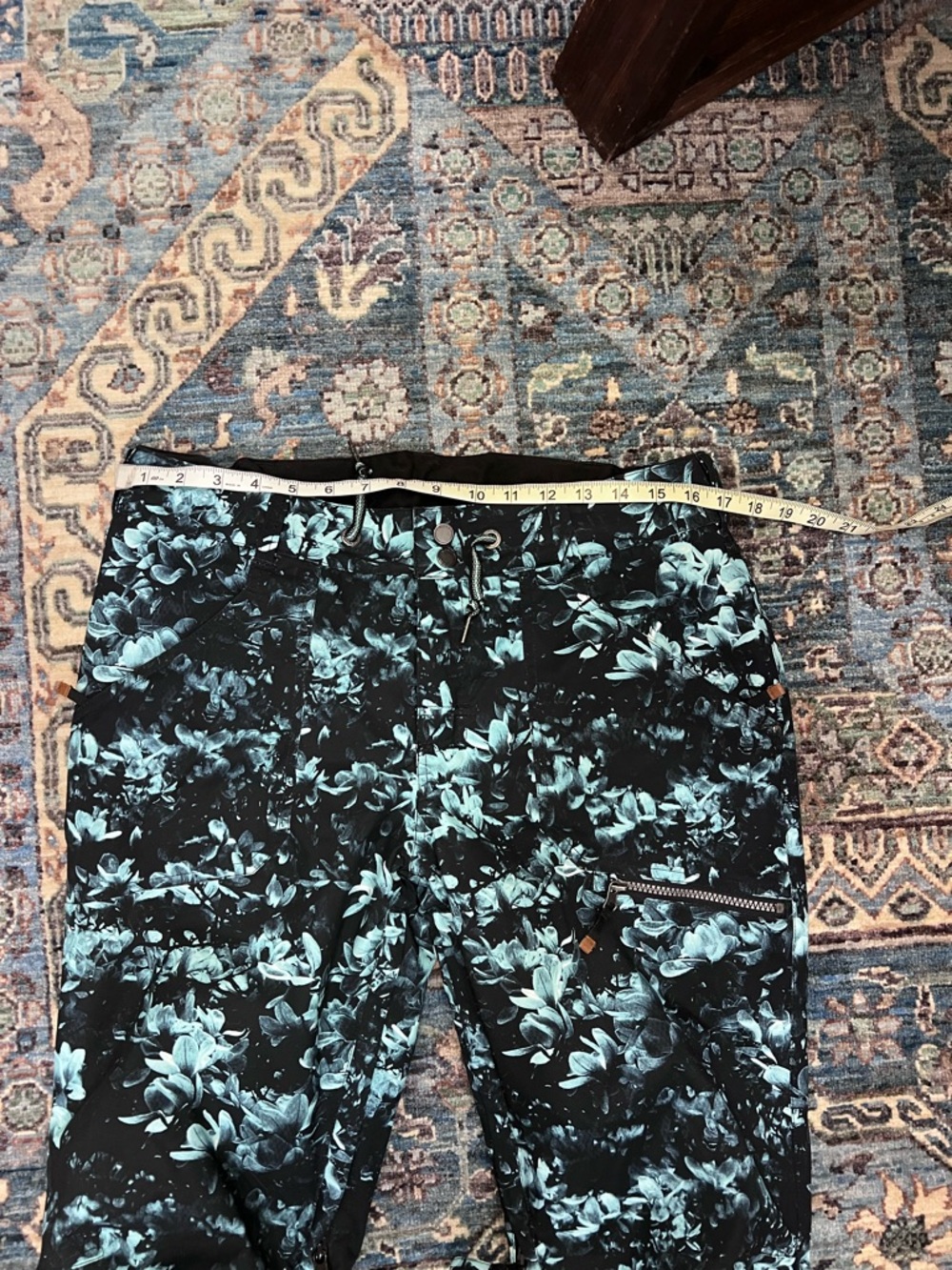 Roxy Nadia Printed Flower Women's Snowboard Pants - True Black Akio, Size Large - Picture 13 of 15